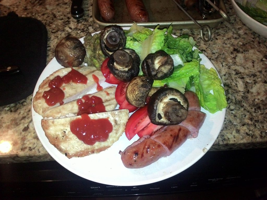 Turkey patty w/ zero-cal ketchup, sausage, tomatoes, mushrooms, lettuce.